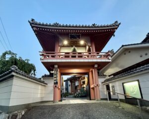 法善寺の門